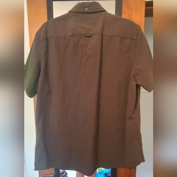 Textured Green Dress Shirt - Picture 3 of 4